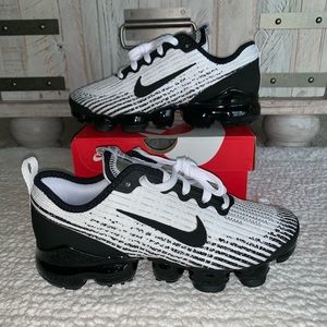 big kids' nike air vapormax flyknit 3 running shoes black big kids' nike air vapormax flyknit 3 running shoes black